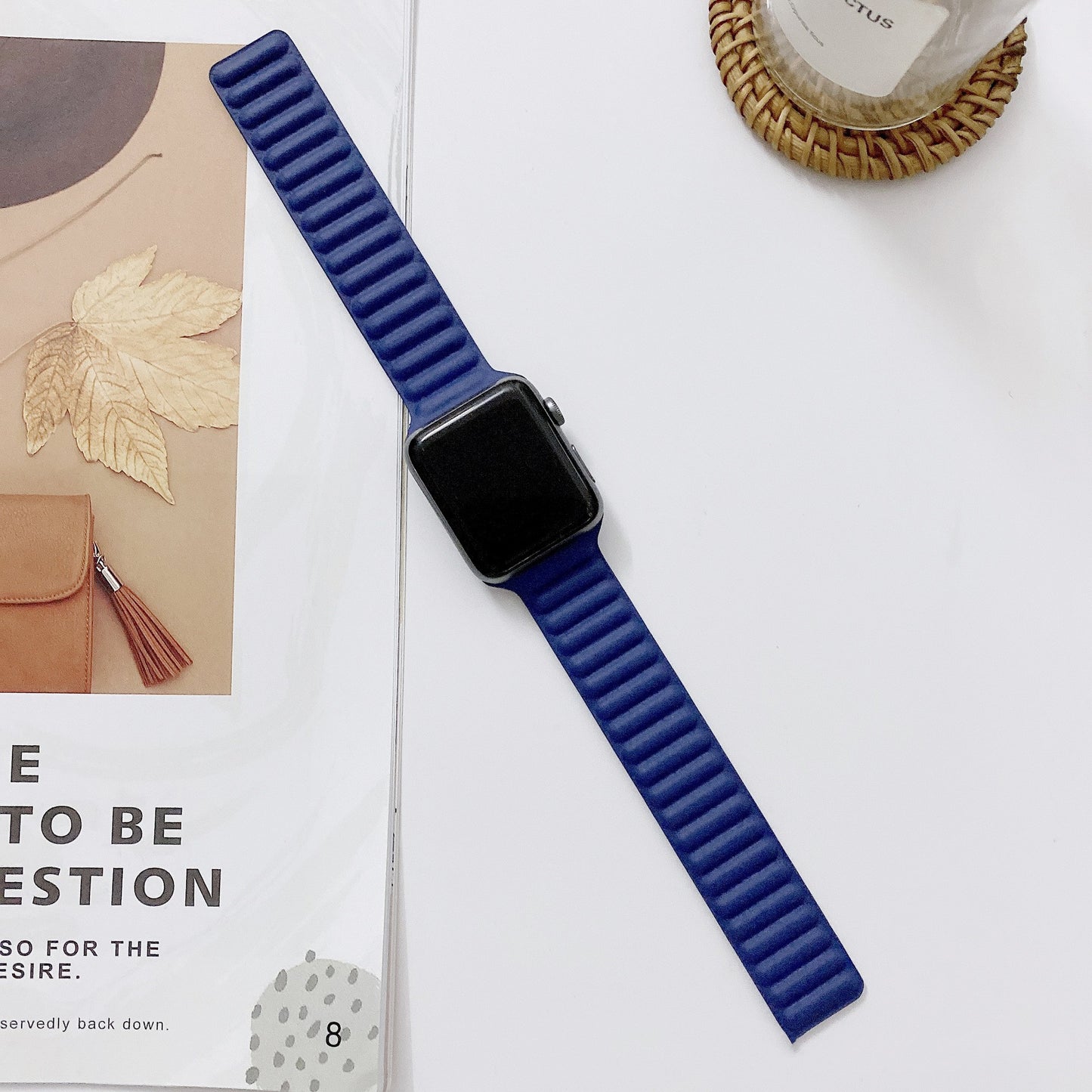Two-Section Full Magnetic Leather Apple Watch Ring Strap