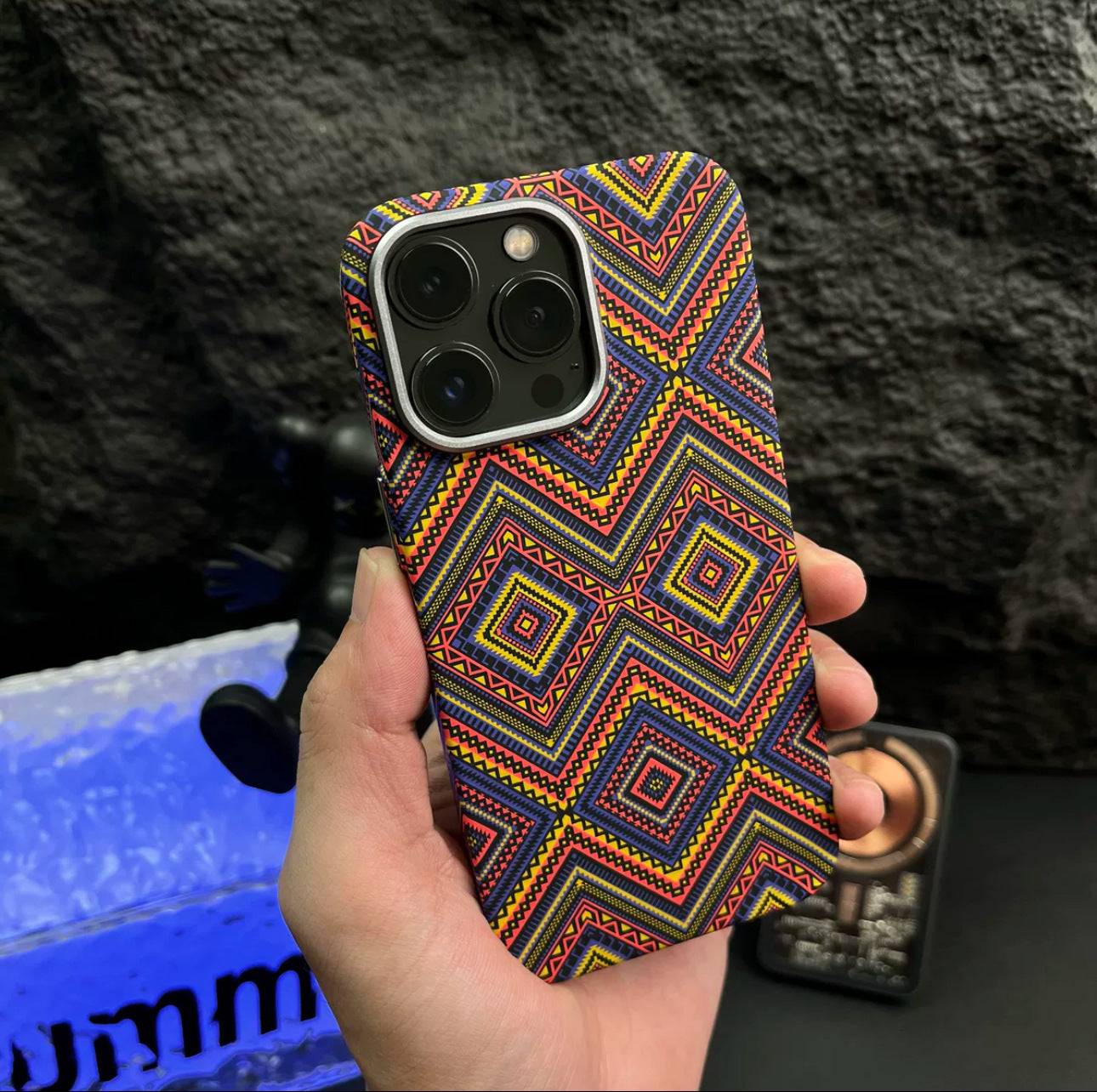 Kevlar Pattern Luminous Magnetic Pattern iPhone Case
