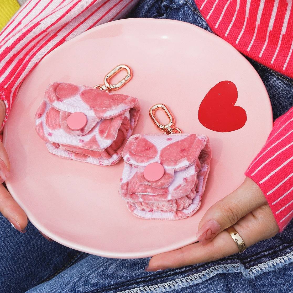 Velvet Sweetheart Apple AirPods Case