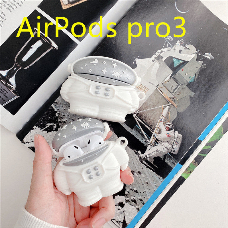 Astronaut Apple AirPods Case