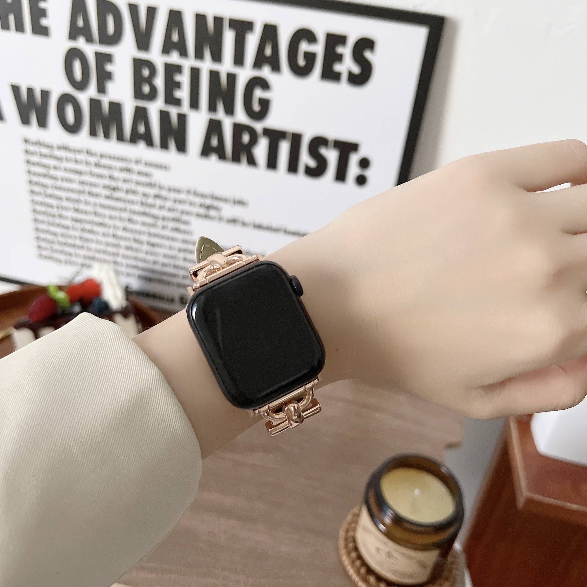 D-shaped Leather Apple Watch Strap