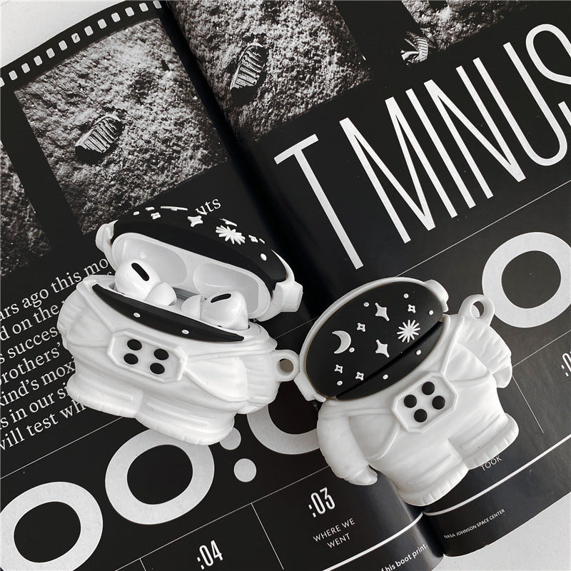 Astronaut Apple AirPods Case