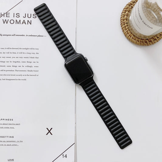 Two-Section Full Magnetic Leather Apple Watch Ring Strap