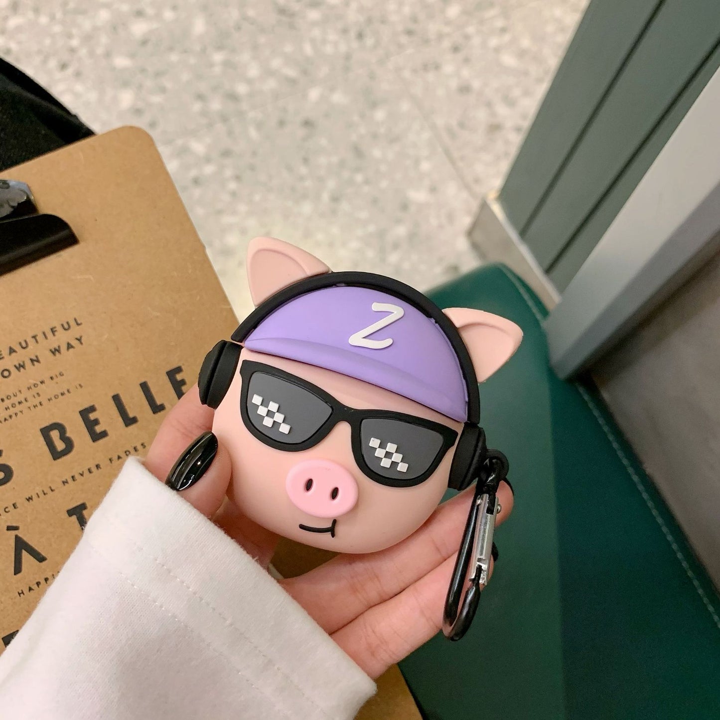 HipHop Pig Apple AirPods Case