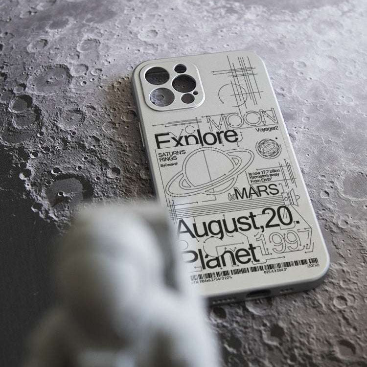 Wandering Electroplated Silver Earth Apple iPhone Case