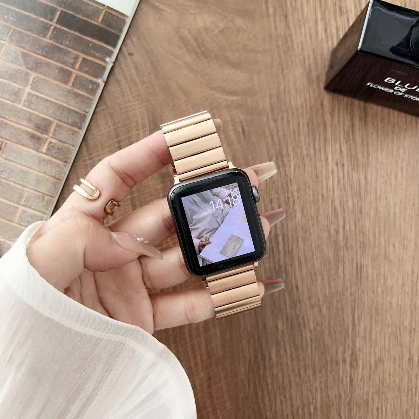 CASYFiE Metal Stainless Steel Apple Watch Strap