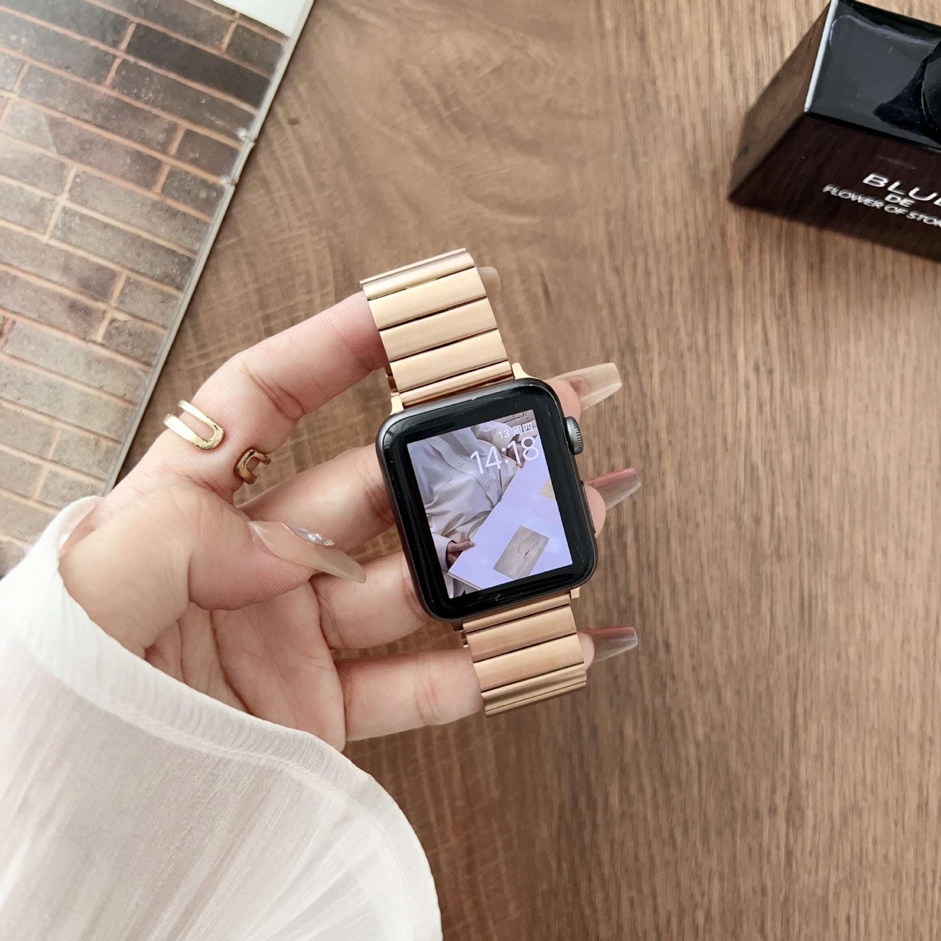 CASYFiE Metal Stainless Steel Apple Watch Strap