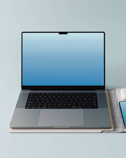 Laptop Sleeve with Wireless Charging