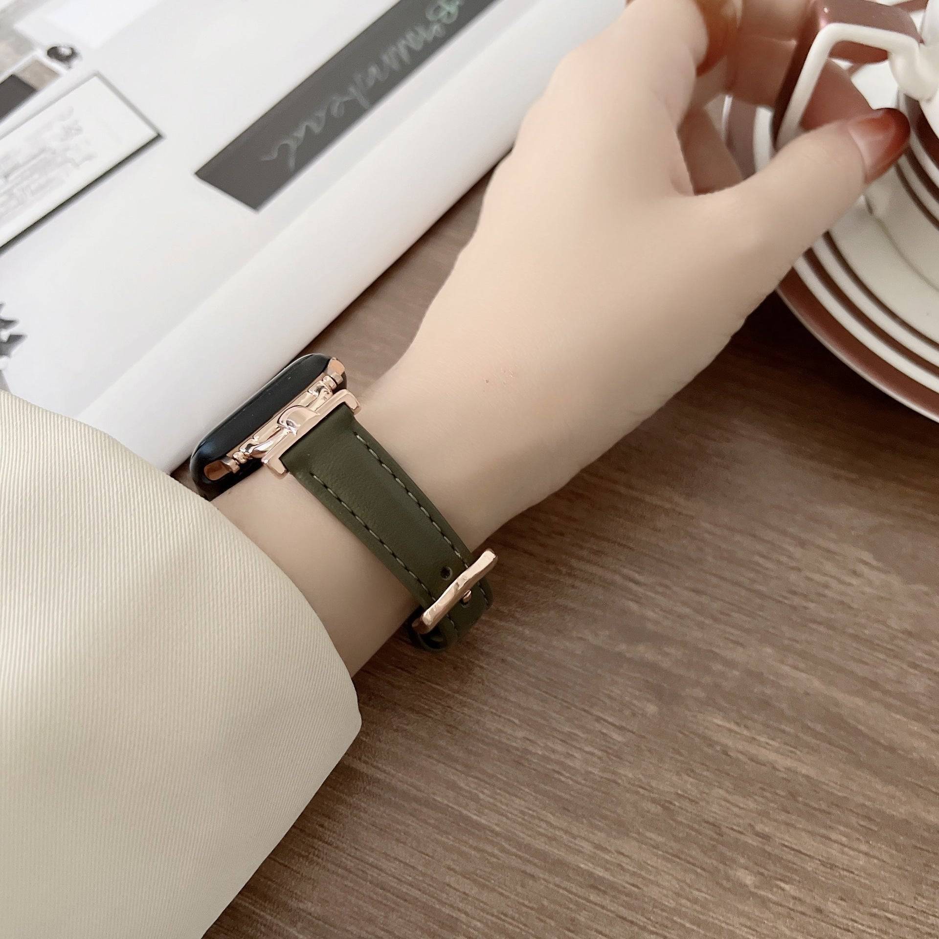 D-shaped Leather Apple Watch Strap