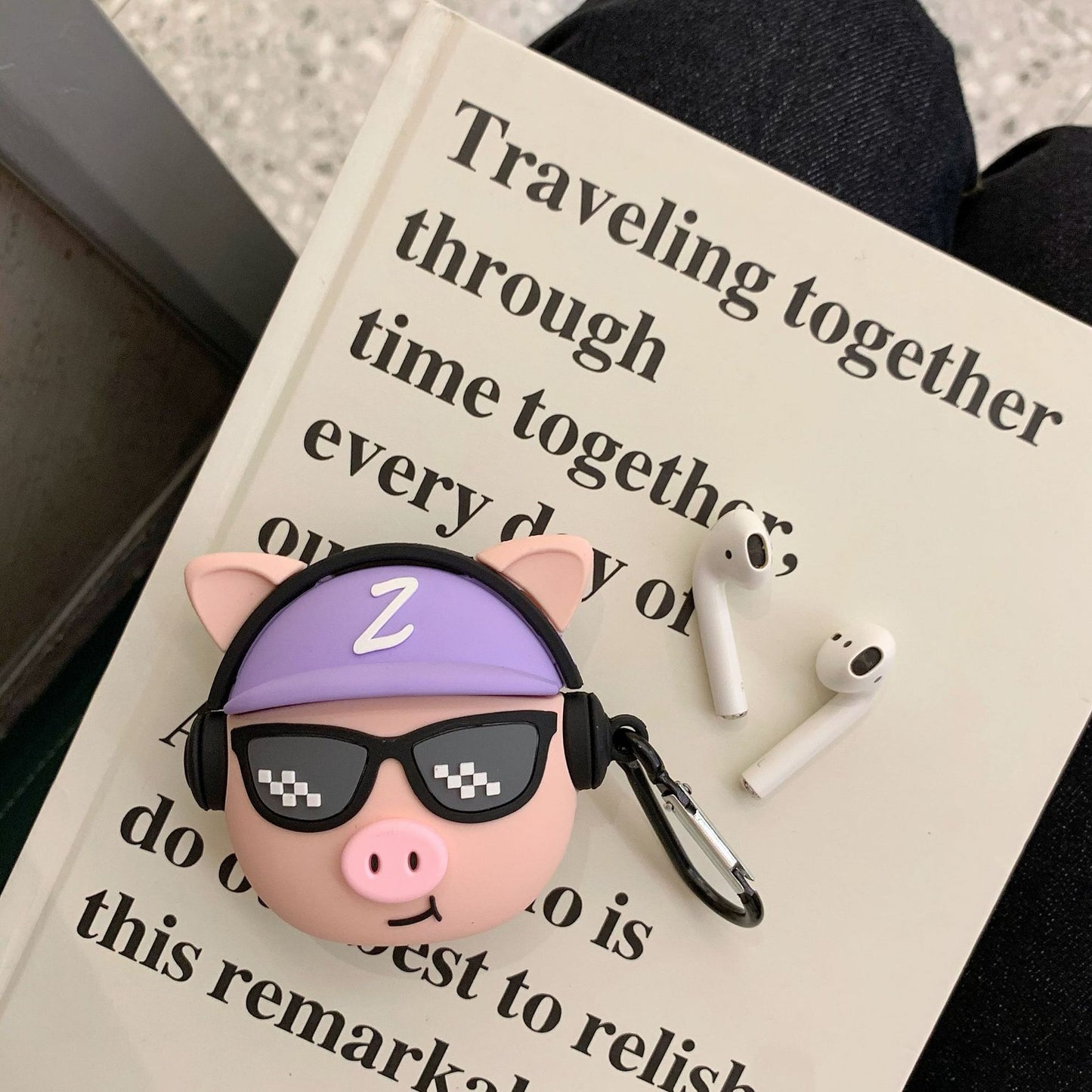 HipHop Pig Apple AirPods Case
