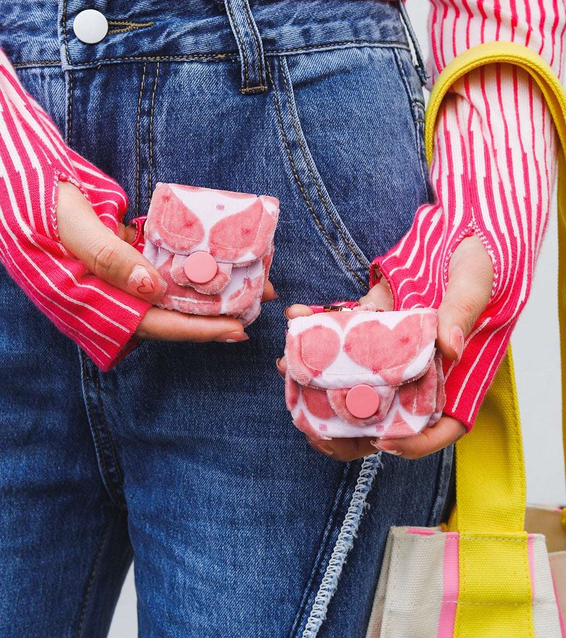 Velvet Sweetheart Apple AirPods Case